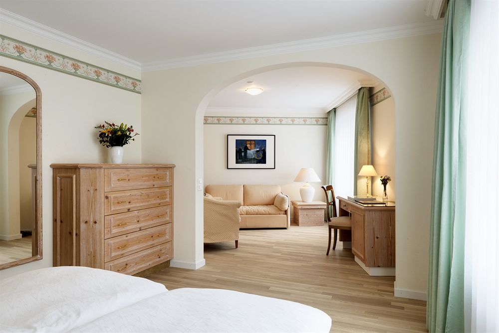 איינזידלן Kunsthotel Linde Garni מראה חיצוני תמונה