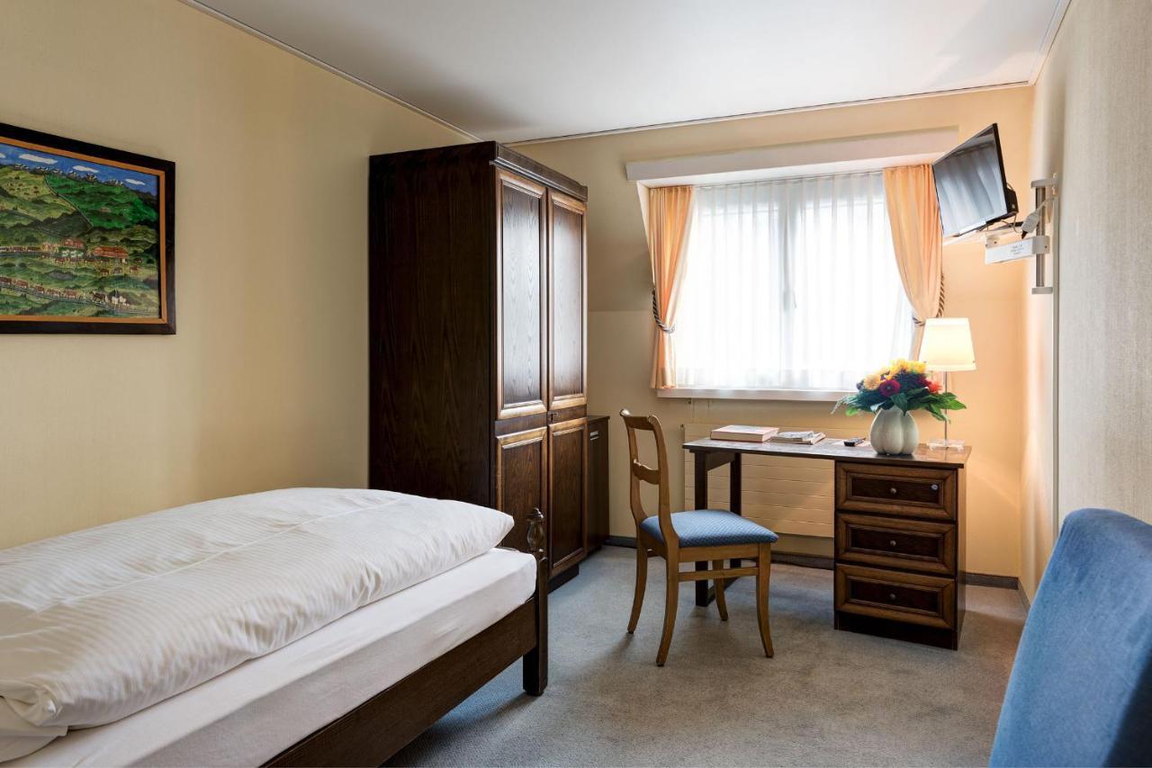 איינזידלן Kunsthotel Linde Garni מראה חיצוני תמונה